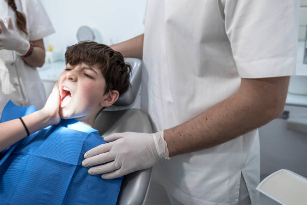 Best Cracked Tooth Emergency Dentist  in Glendale, CO